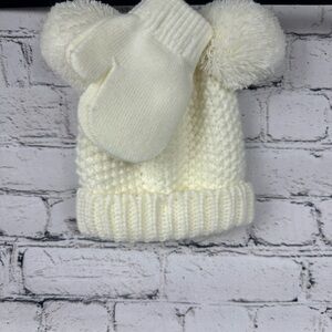 NWT Capelli of New York Cream Knit Hat and Mittens Set Nordstrom